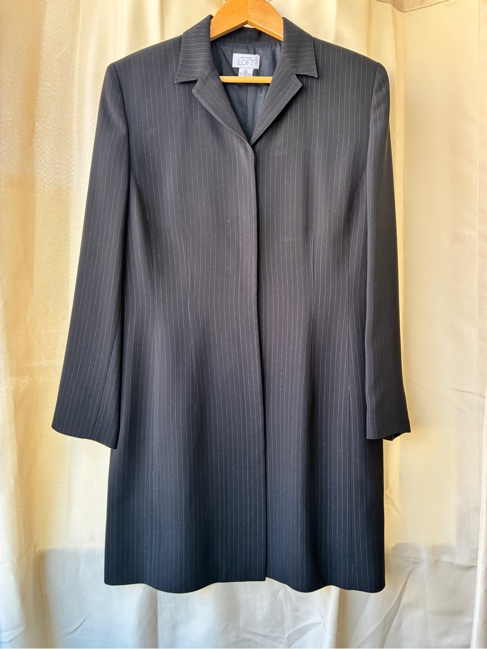 Ann Taylor Loft Size 14 Black Pinstripe Long Blazer Jacket